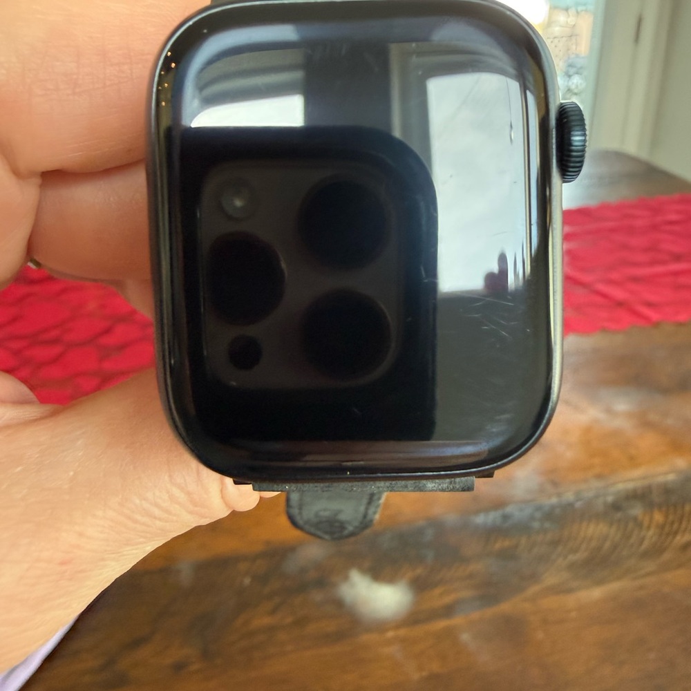 Apple Watch Series 8 – GPS + Cellular (45mm)